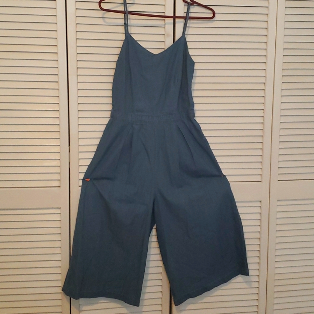 Spaghetti strap jumper